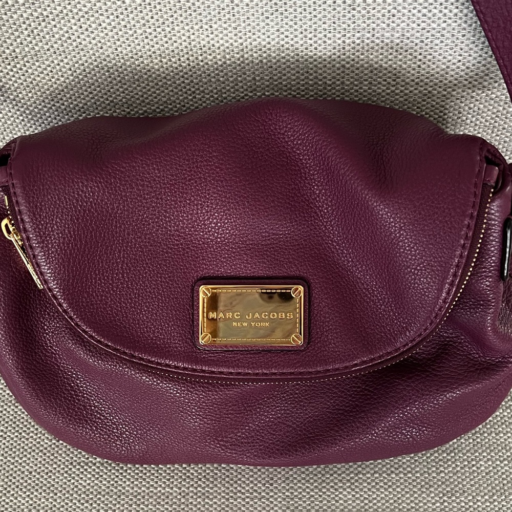 Marc Jacobs large cross body bag- plum color, excellent condition! Leather